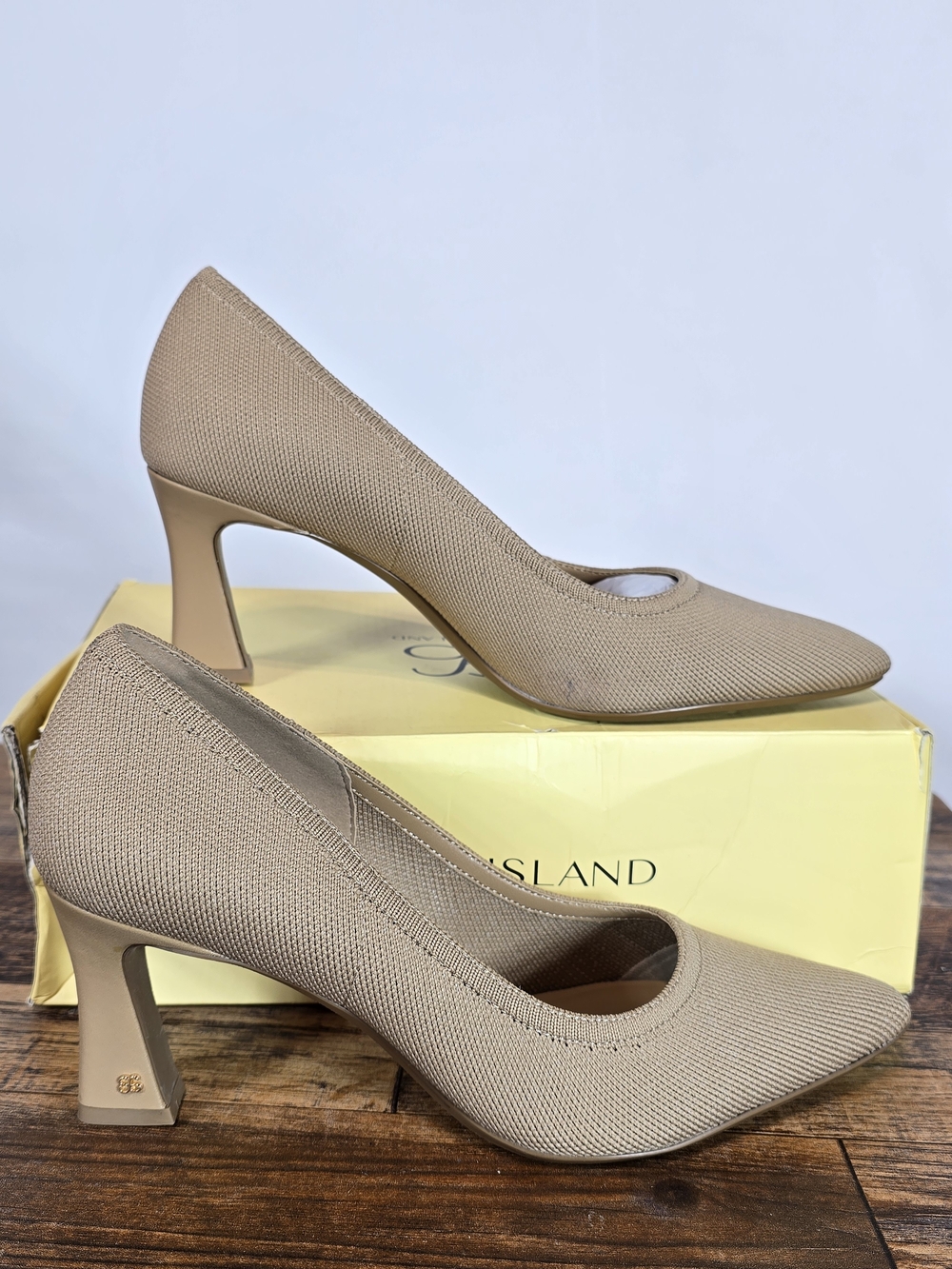 Cosy Island Women's Pointed Toe Beige Knit Pumps Heels Size 9